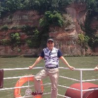 陕西人喜欢偷井盖。本来没什么。为什么被抓又