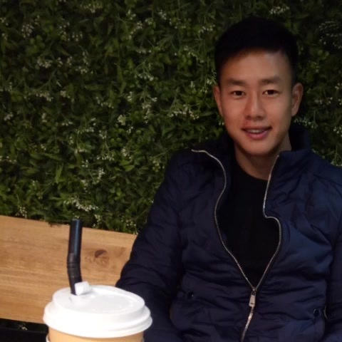 吴小彬.