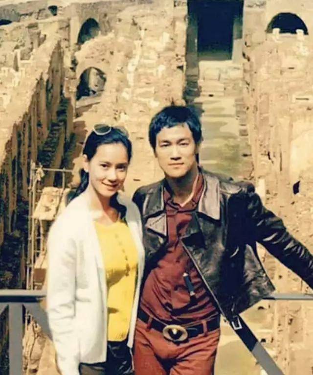 李小龙先生和苗可秀女士__永远的回忆,深情的怀念 - 汕头潮英搏击