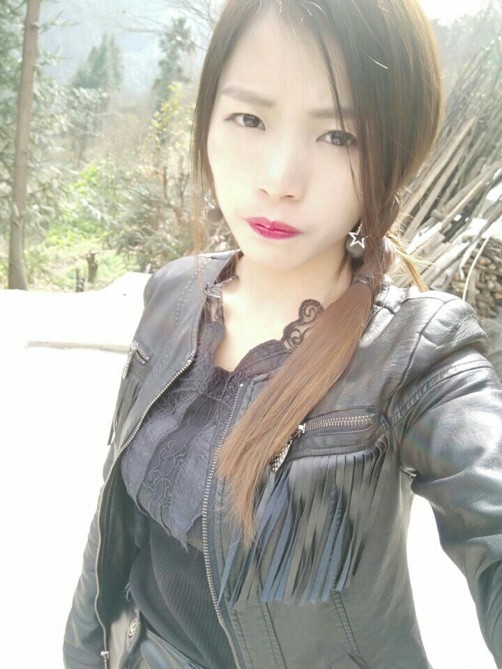 贵州妹子映儿