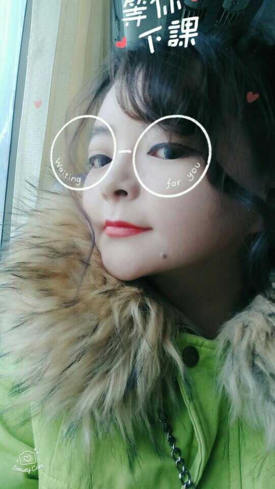 网恋吗? 你喜欢的样子我都有萝莉音,假照片,我都擅长