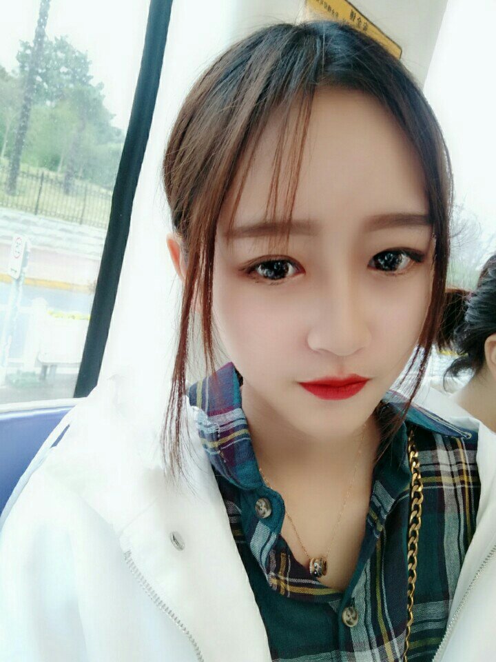 9k 0 huanghaoj3分钟前 热门女神 5分钟前 好看 美 好看 美炸了