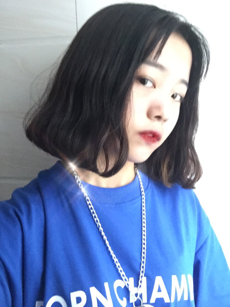 克制自己 喜欢一下 - 张思瑶"的快手