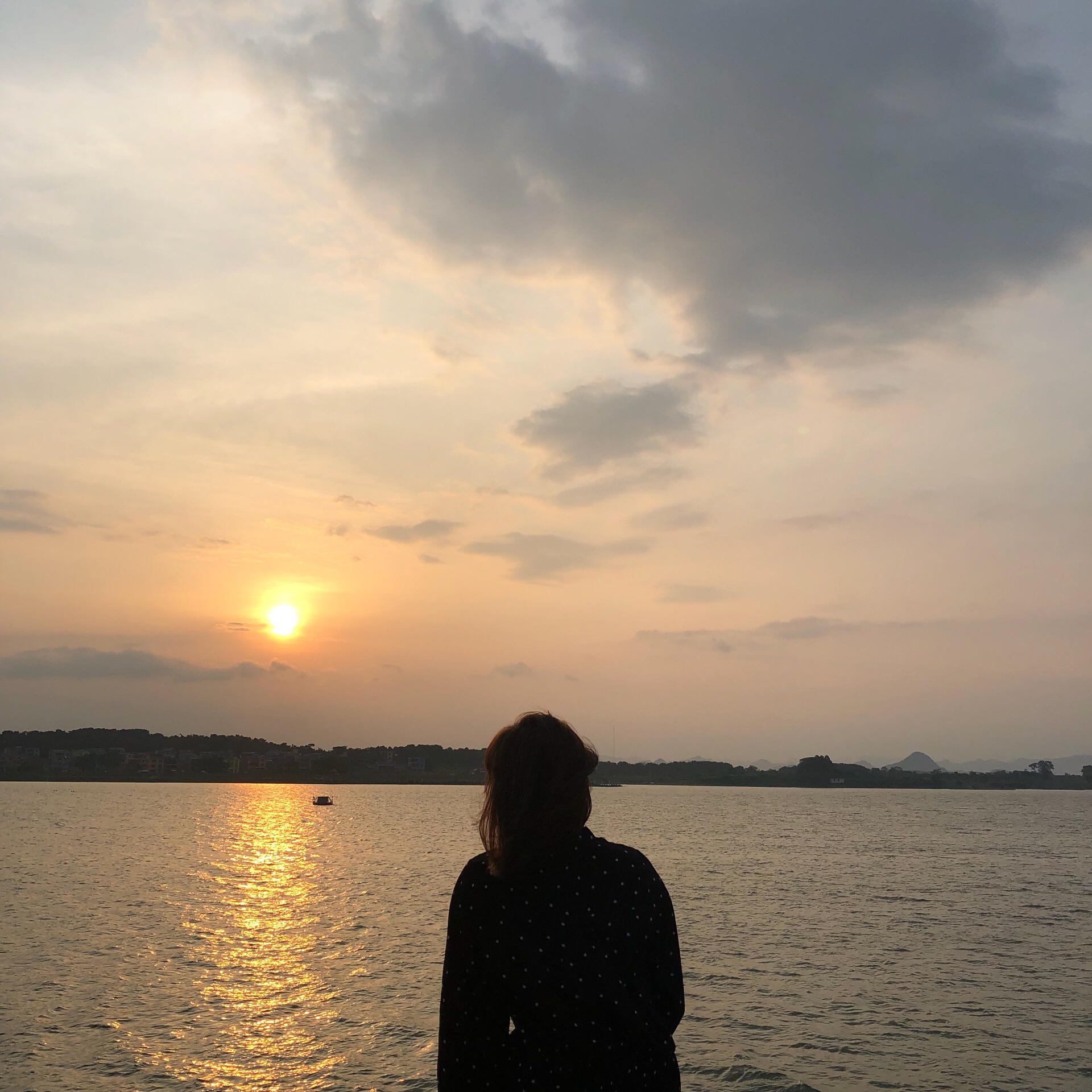 早起看太阳           1003                      0