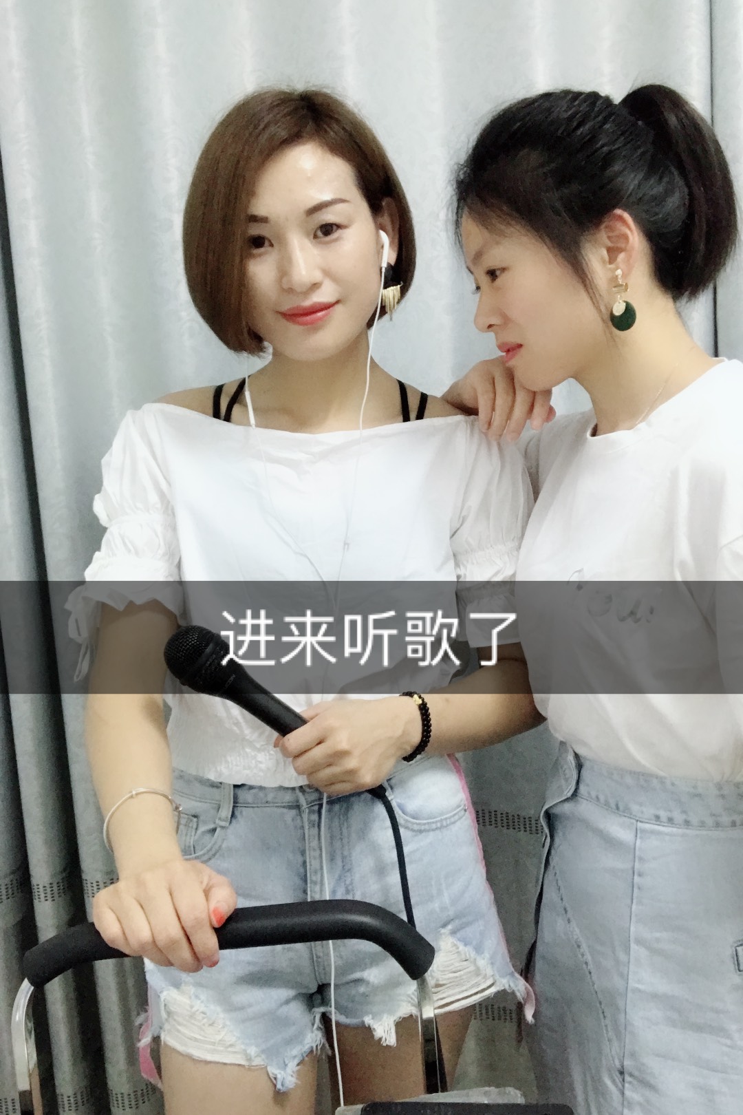 流浪歌手婷92的快手直播