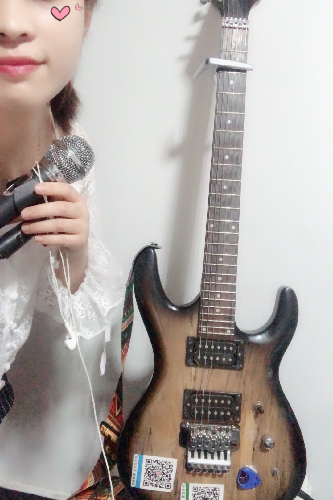 流浪歌手桃桃的快手直播