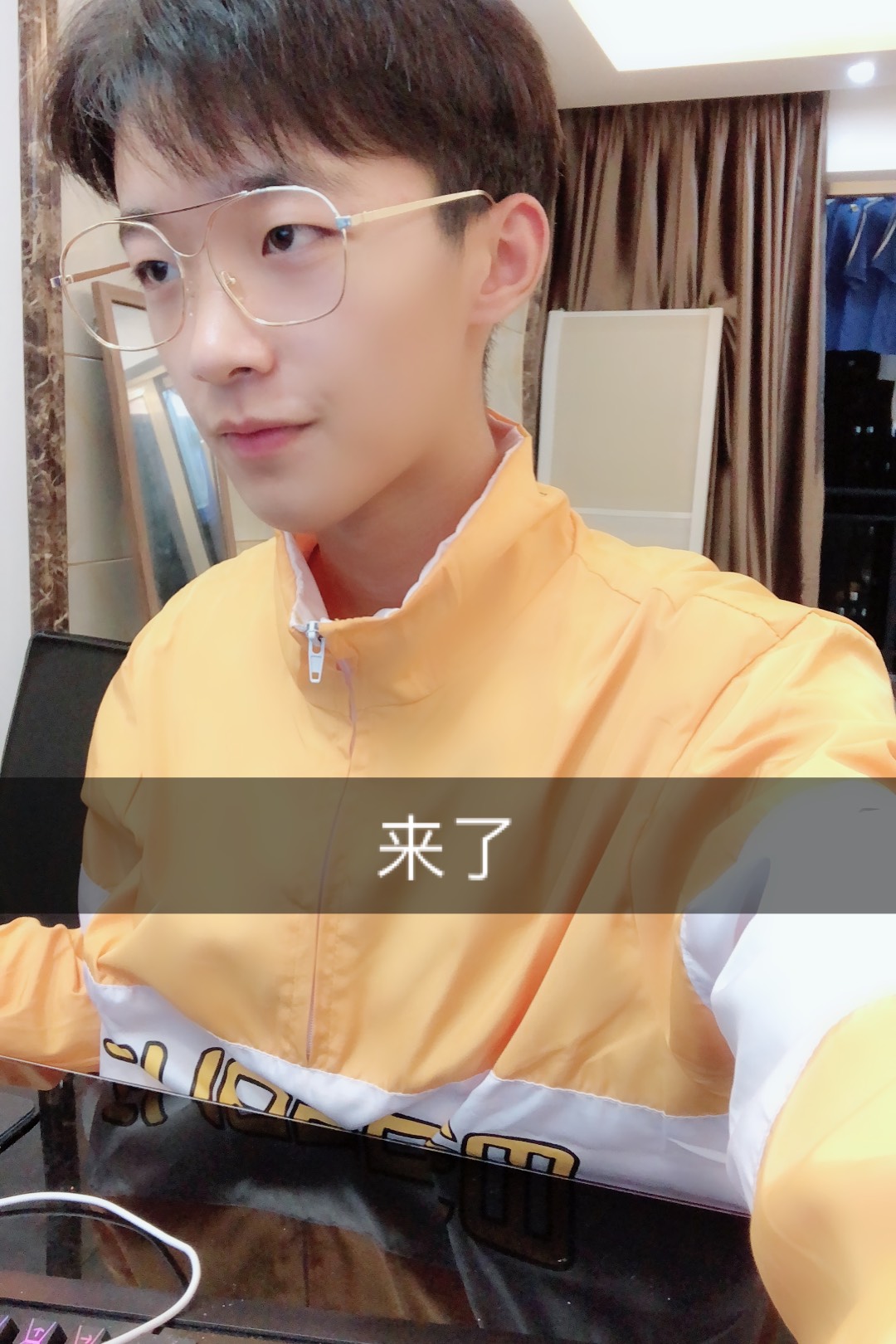 迷人的陈三.的快手直播