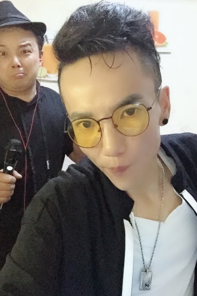 青海华少《死去的爱情》的快手直播