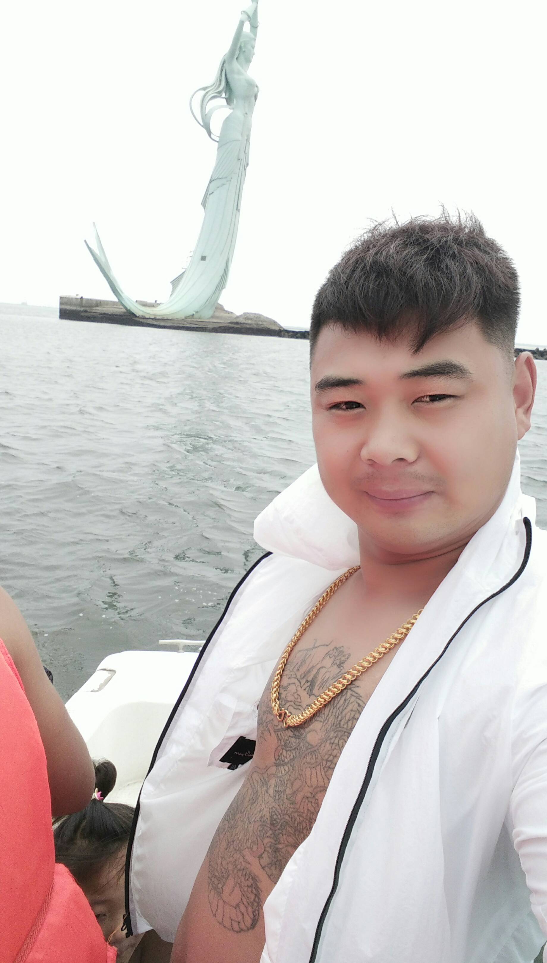 请叫我亮哥m l的快手