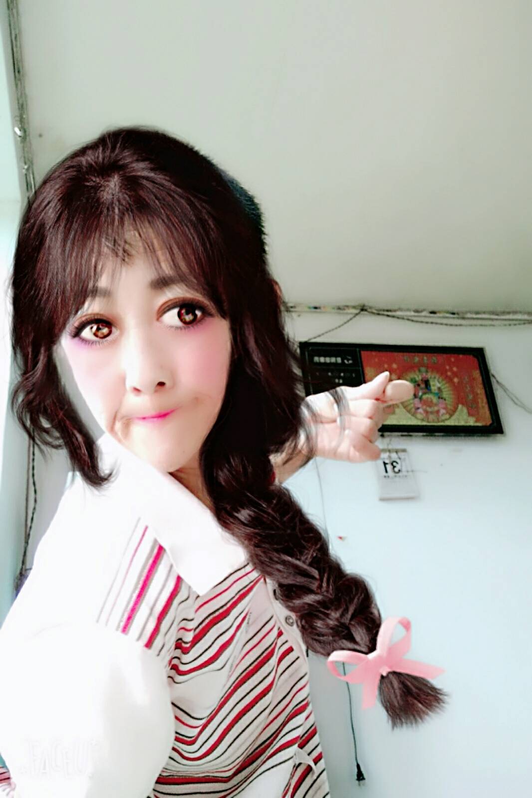 脑滩娜娜姐姐用膝盖走路