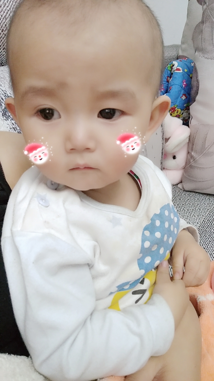 一个双眼皮萌萌哒小女孩哦. - baby go!的快手