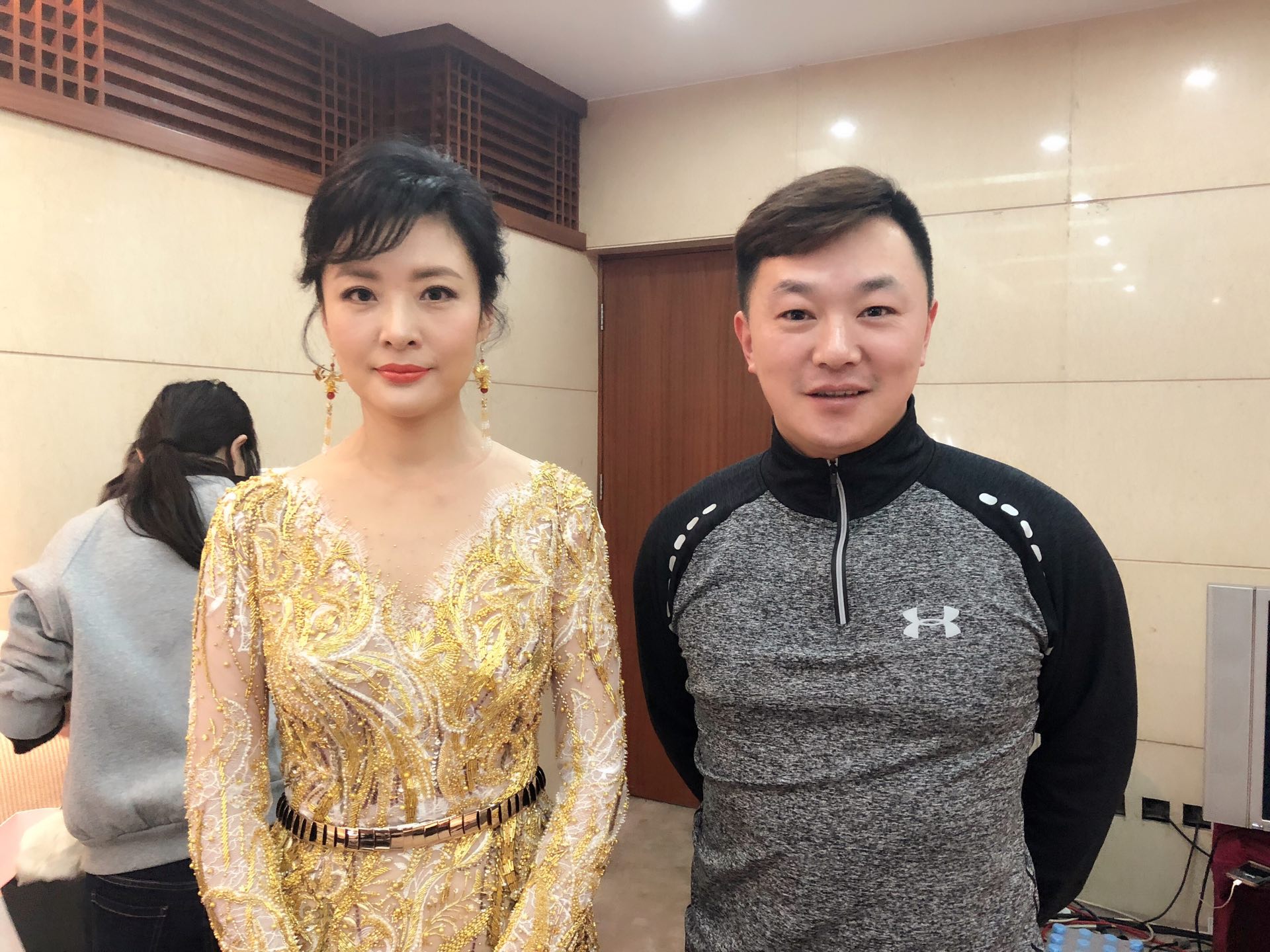 加美女 庆明-艺人经纪12天前 庆明-艺人经纪12天前 回复 演员徐小燕