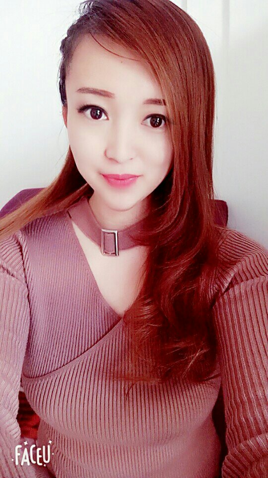 爱很美(钢琴才艺主播)的快手