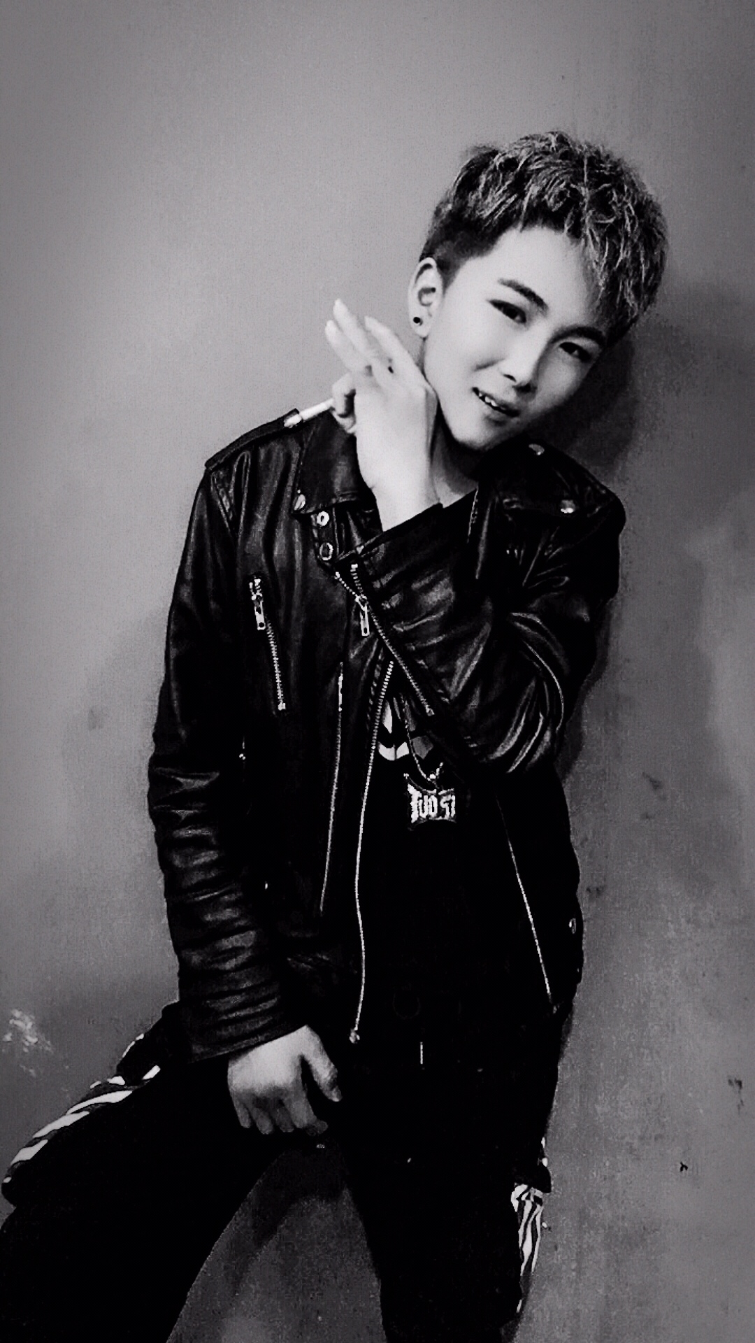 可能是对你放电用完了 - 秀阁yuzhe混血设计师的快手