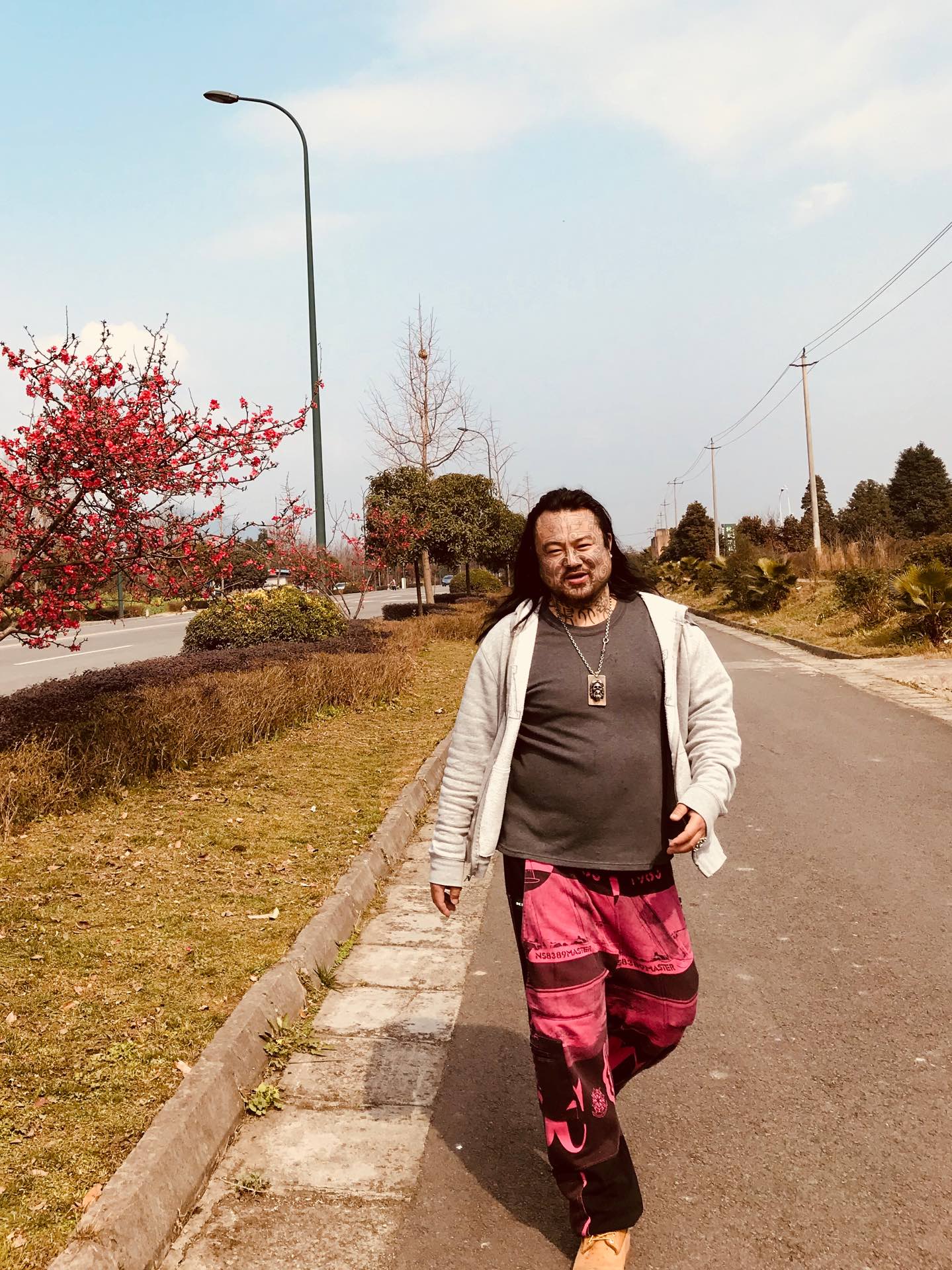 中国第一纹面人-陈天骄