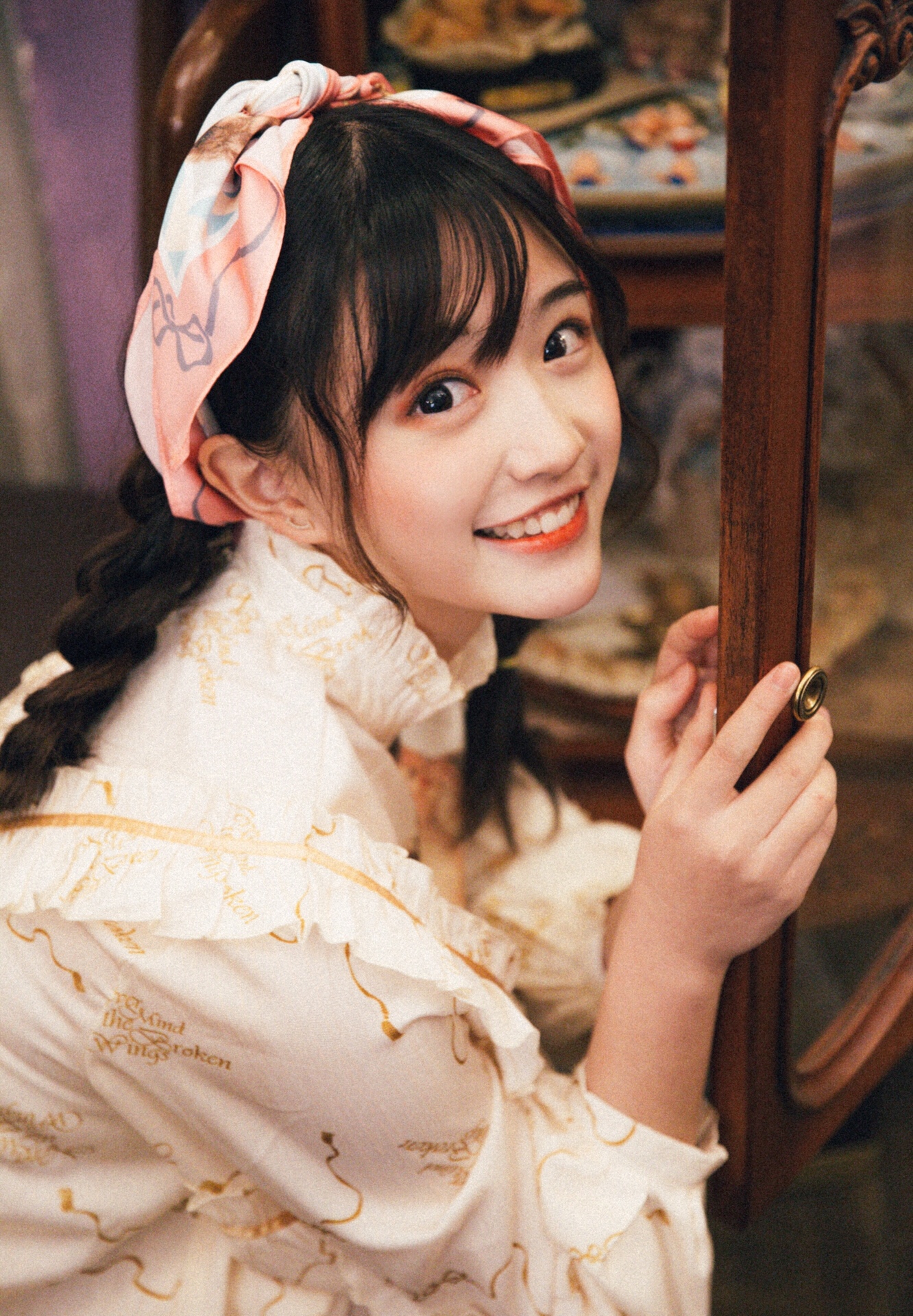 看谁最好玩 ___________________________ 676767 - 阿脸少女的