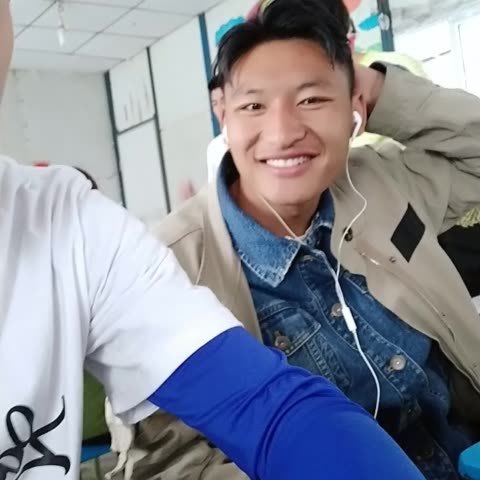 91阿华!的主页-快手直播