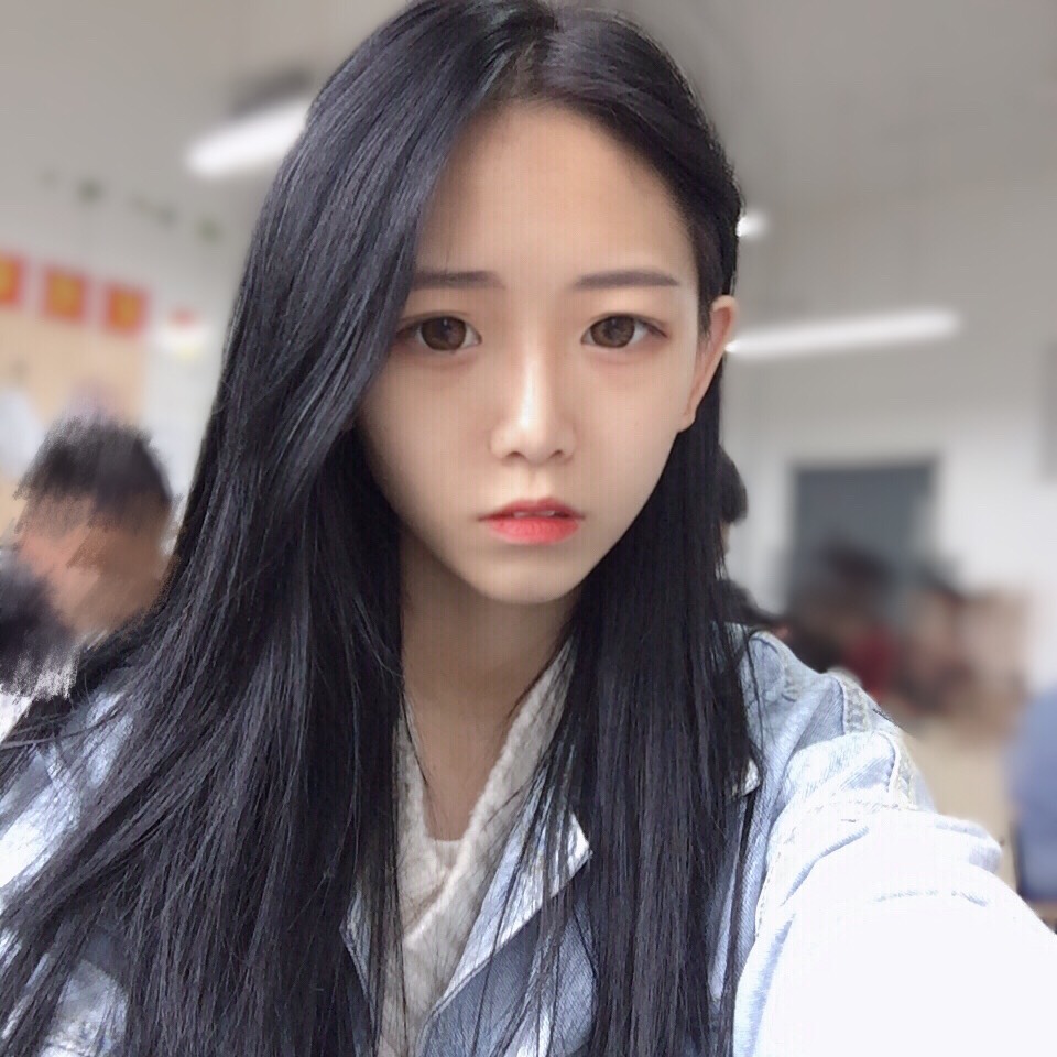 12小时前 回复 小姐姐搭配日记早安小姐姐 真好看呢 正脸超好看 mua