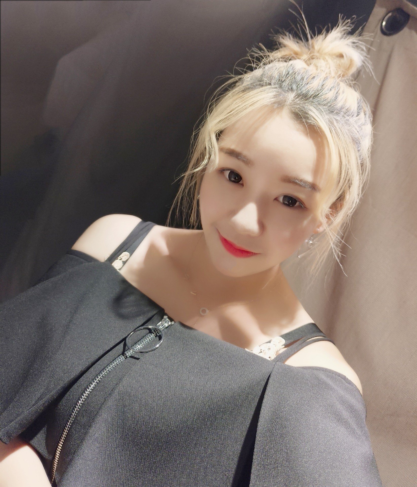 没事没事下一位 聊不了 godness:)1月前 回复 哎呦娇妹儿~:不怕不怕