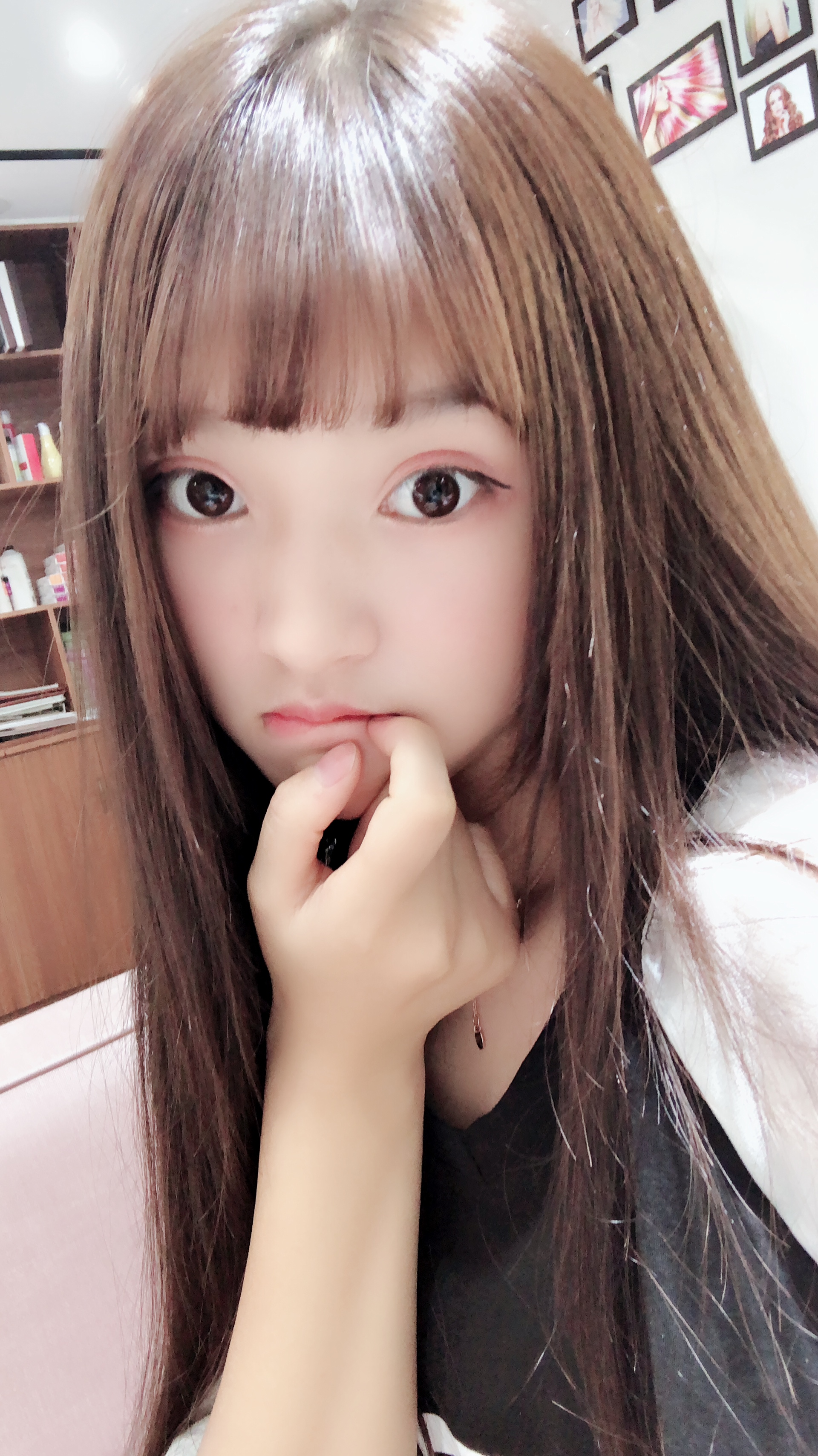 依旧一个人 - 呆萌的桃桃的快手