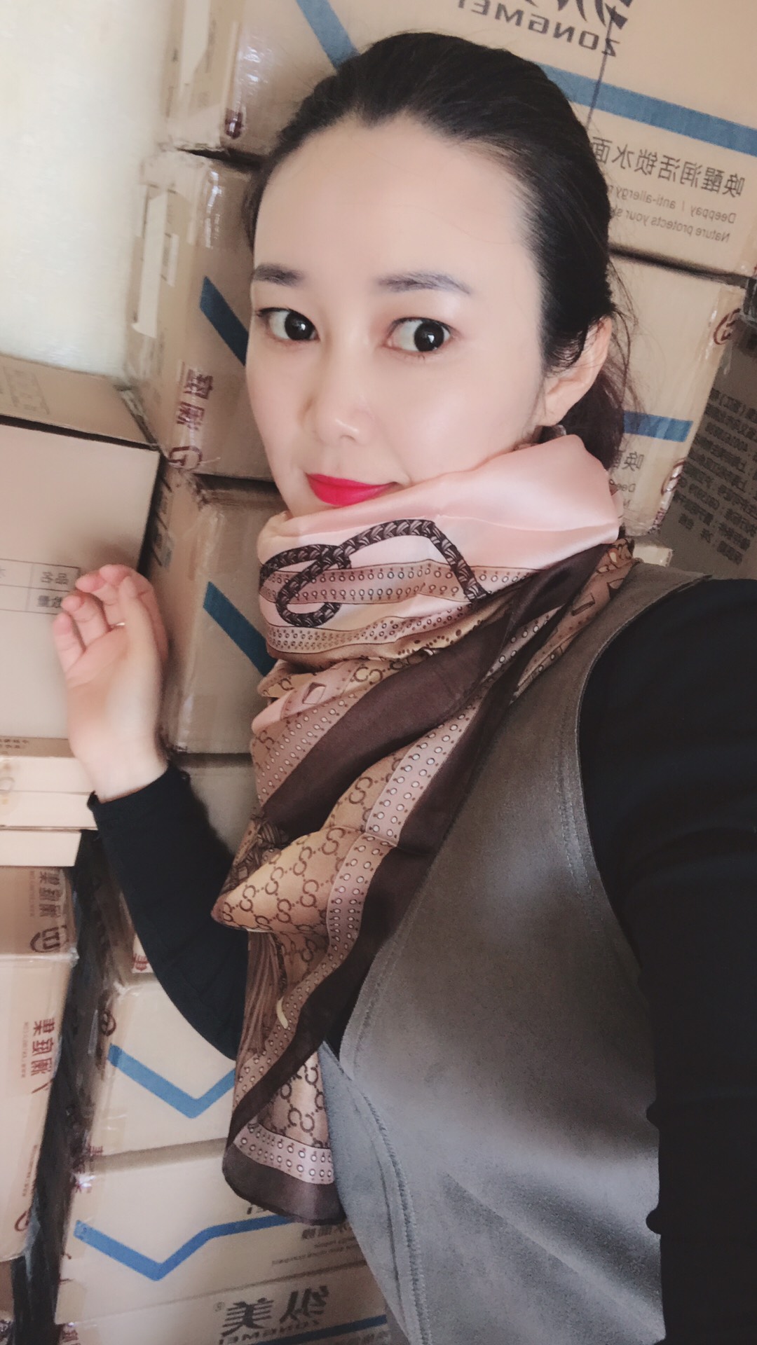 0 关注一下吧 26天前 566666 这么大眼睛 ……娟姐27天前 回复 女王