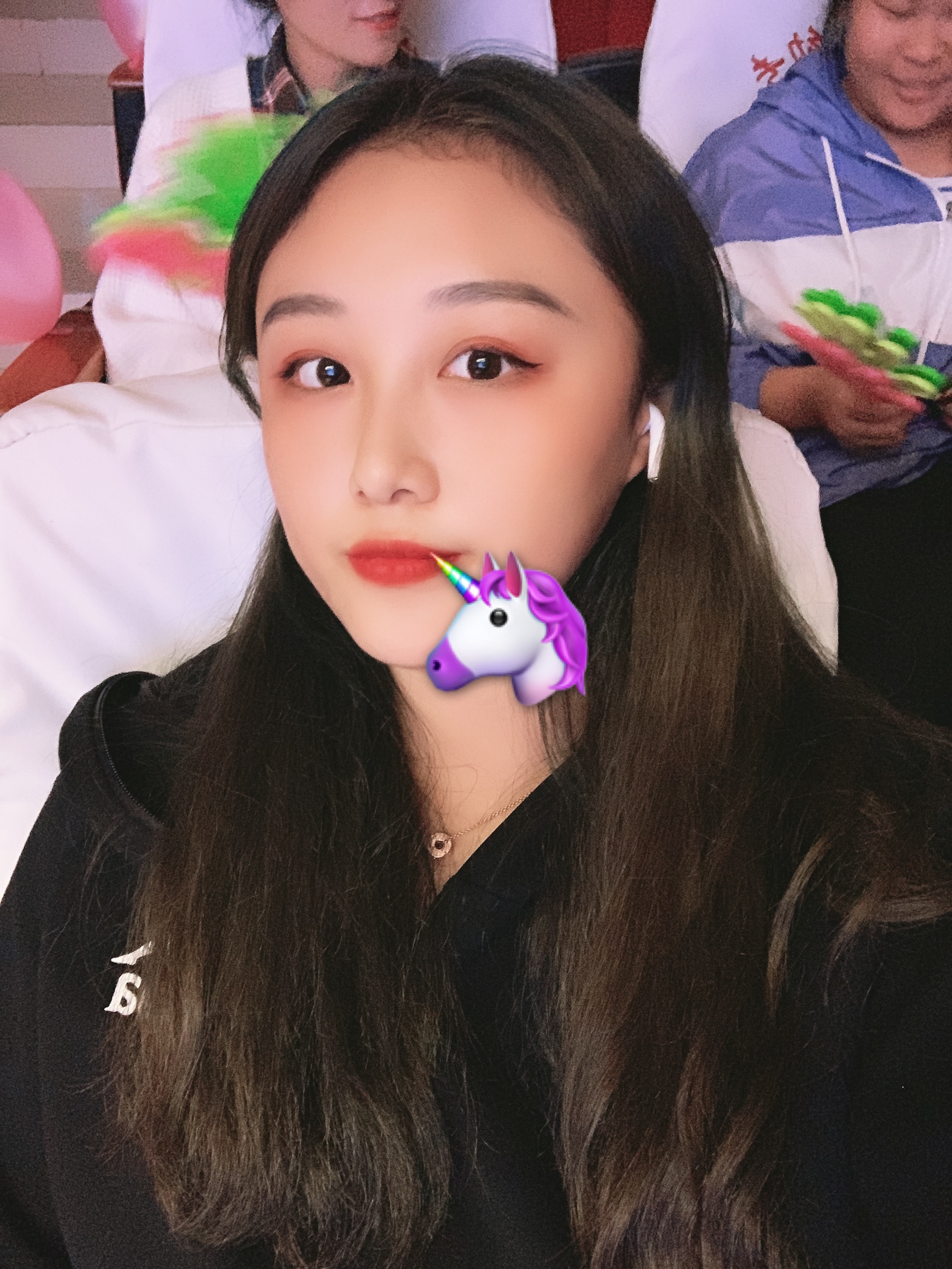 李泽欣(o512075660)           2139  54